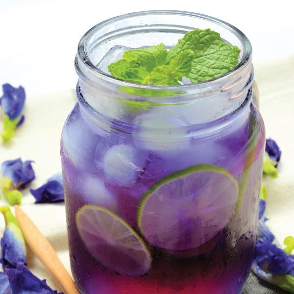 Dried Butterfly Pea Flowers Tea view 2