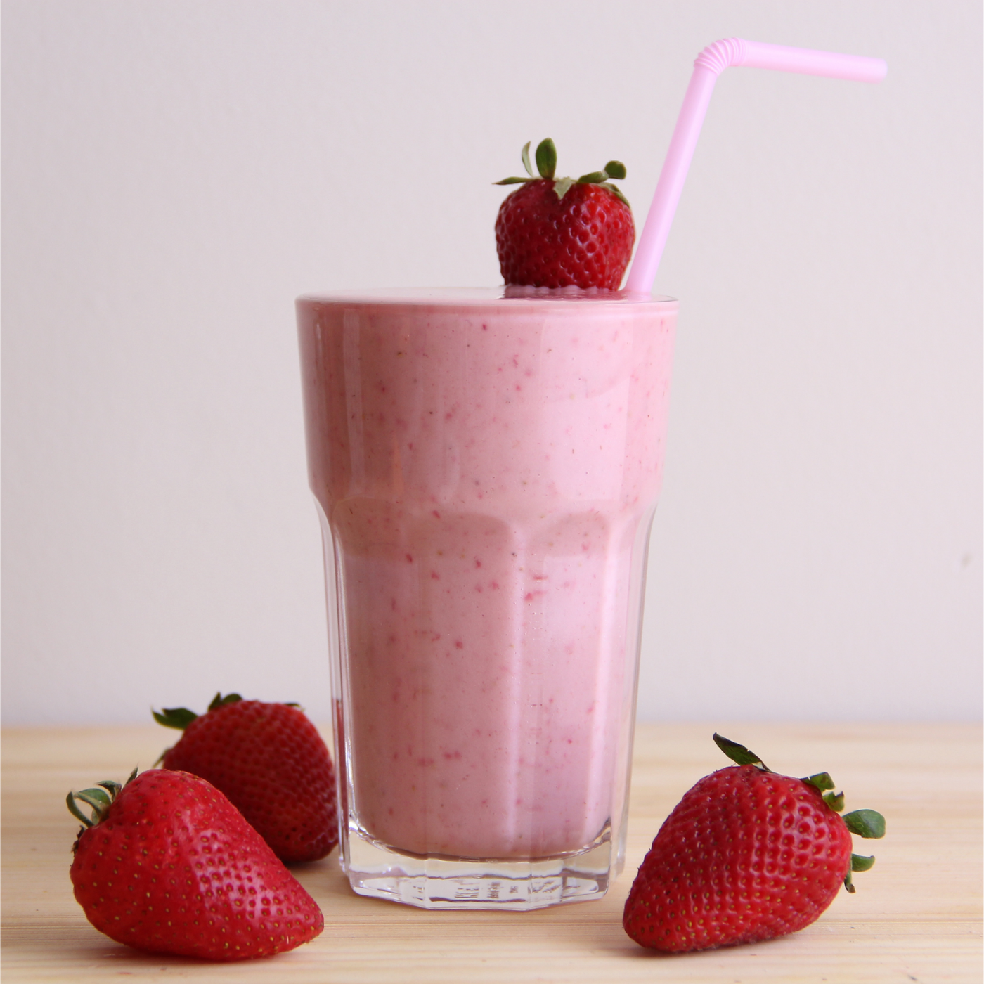 Refreshing Strawberry Iced Slush with Non-Dairy Creamer!